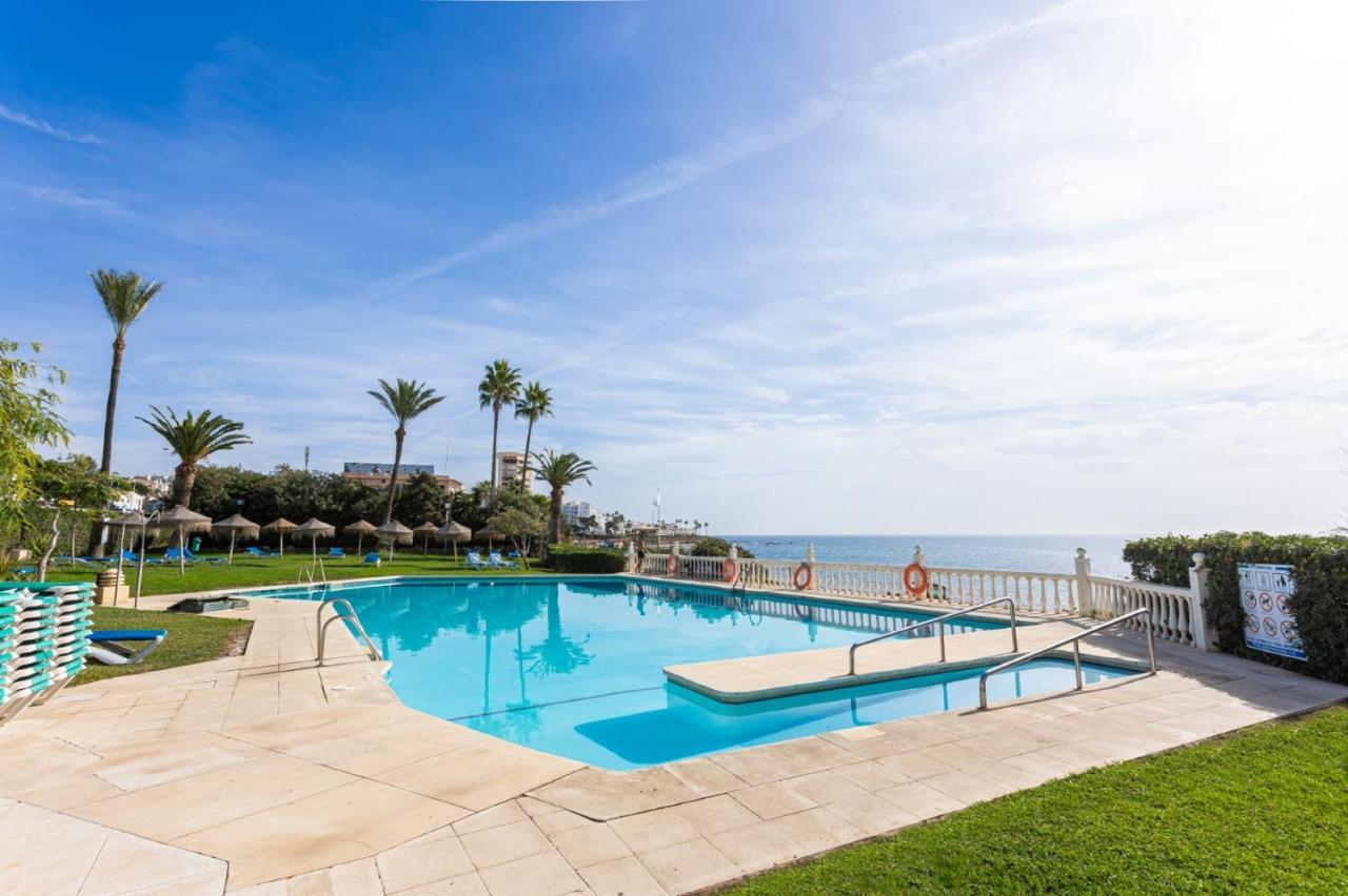 Holidays2Mijas Costa Lubina Del Sol Frontline Beach, Pool, Terrace, Seaview & Parking Sitio de Calahonda エクステリア 写真